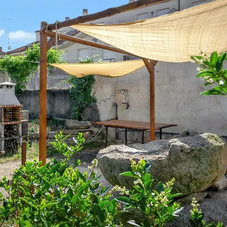 Charming Near With Shared Pool *