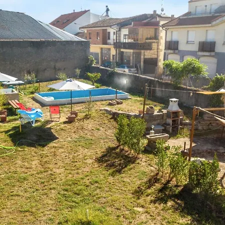Charming Near With Shared Pool Vitigudino